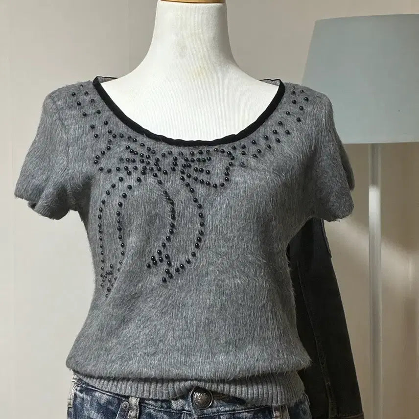 [BUNJANG] Beads Gray Angora Knit / 비즈 그레이 앙고라 니트