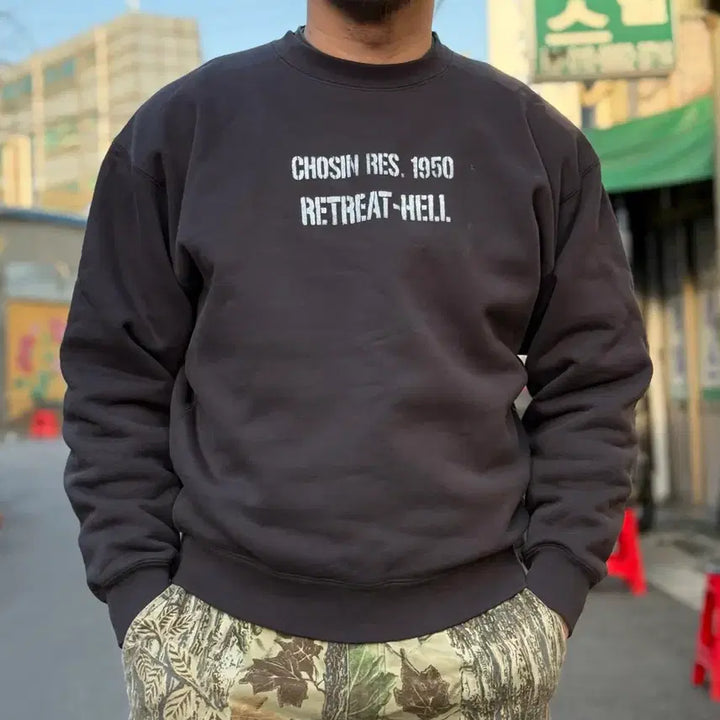 [SOLD OUT] 논스탁 리트리트 헬 스텐실 17.5oz 베이직 스웻셔츠 빈티지 블랙 L