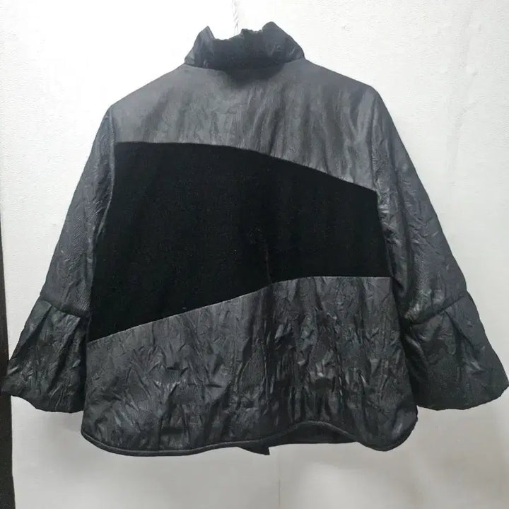 [BUNJANG] Paola Quilted Color Block Jacket / 파올라 누빔 배색 자켓  free
