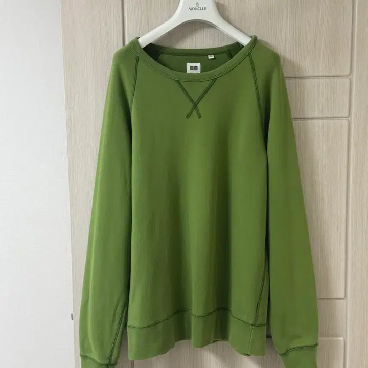 [BUNJANG] Uniqlo Sweatshirt XL Green / 유니클로 uniqlo 맨투맨 XL 연두색