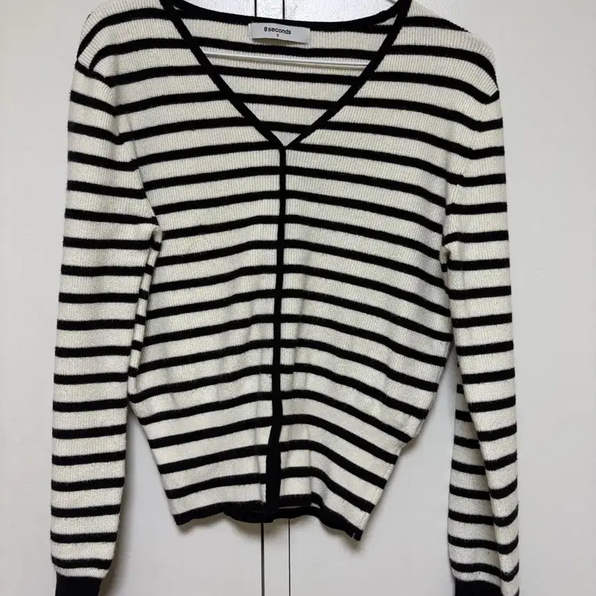 [BUNJANG] 8seconds Striped Knit Sweater / 에잇세컨즈 스트라이프 니트
