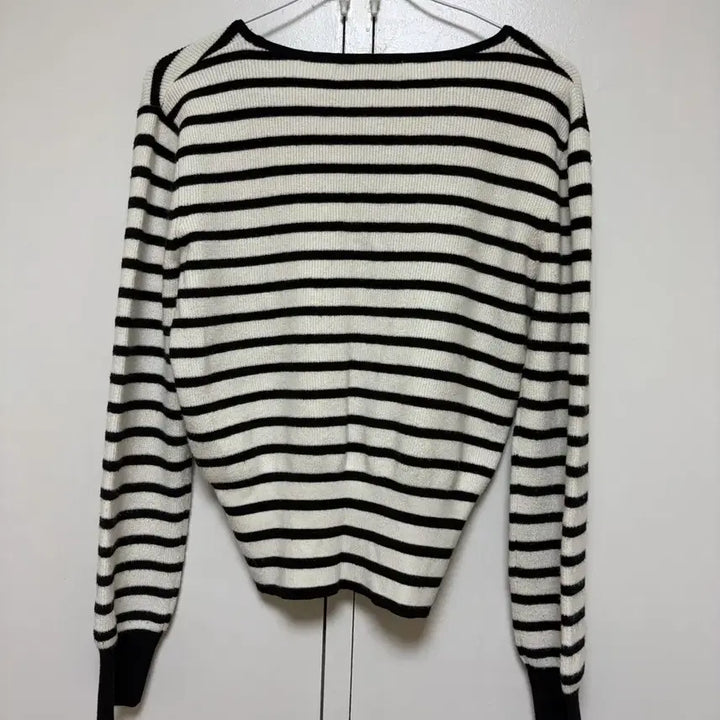 [BUNJANG] 8seconds Striped Knit Sweater / 에잇세컨즈 스트라이프 니트