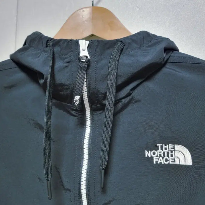 [BUNJANG] The North Face Anorak Windbreaker Jacket / 남성M 노스페이스 블랙 검정 우븐 아노락 바람막이 트레이닝복 고프코어