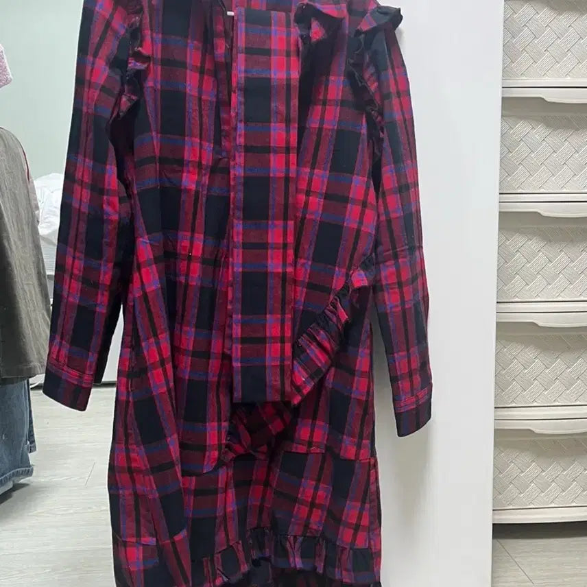 [BUNJANG] Maje Asymmetric Ruffle Checkered Dress / 마쥬 언발란스 프릴체크 원피스 1사이즈