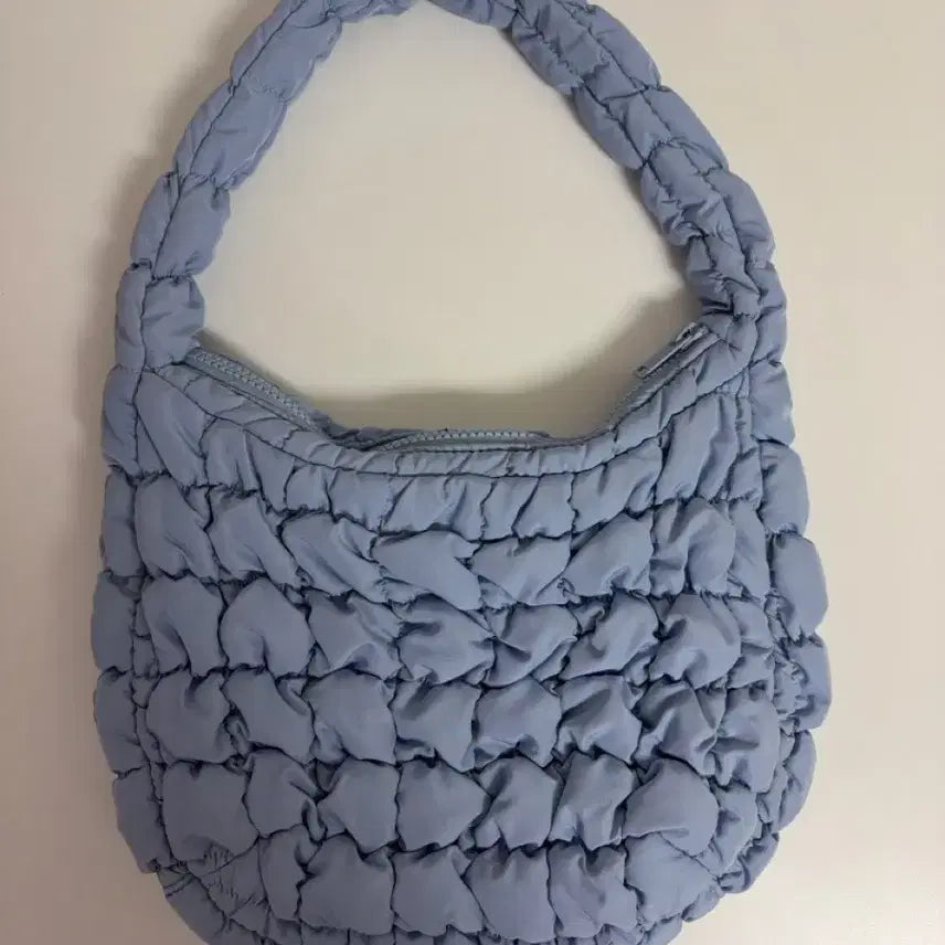 [BUNJANG] COS Quilted Mini Bag Light Blue / cos 퀄티드 미니백 라이트블루