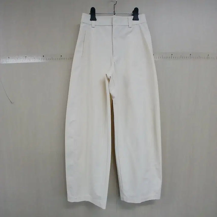 [SOLD OUT] 유니클로 아이보리 와이드 팬츠