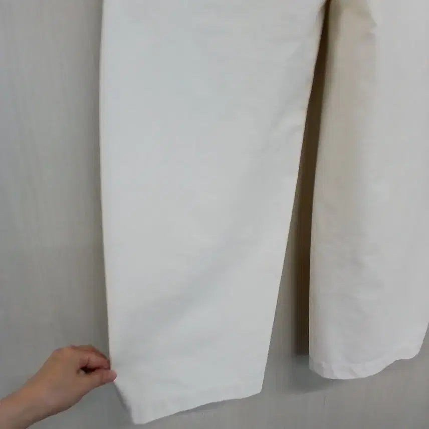 [SOLD OUT] 유니클로 아이보리 와이드 팬츠