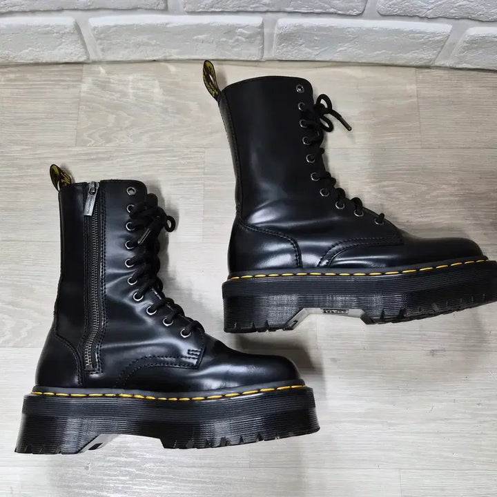 [BUNJANG] Dr. Martens Jadon High 10-Hole Boots / 닥터마틴 제이든 하이 10홀 워커 230mm / UK 4