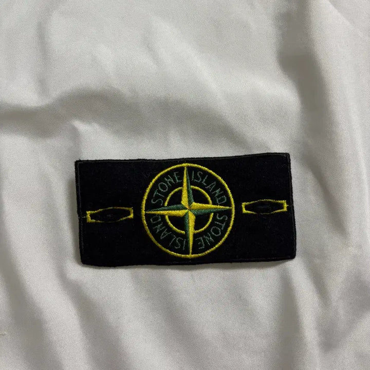 [SOLD OUT] 22ss 스톤아일랜드 니트 L