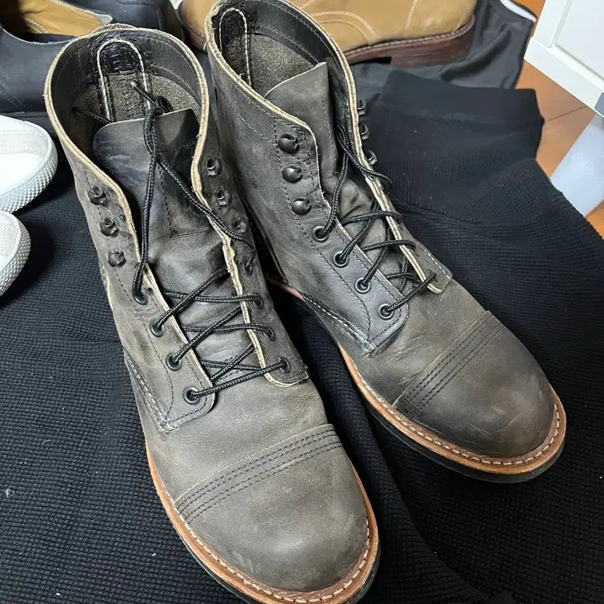 [BUNJANG] Red Wing Iron Ranger Charcoal Rough and Tough Boots / 레드윙 아이언레인저 차콜 러프앤터프 250 7D