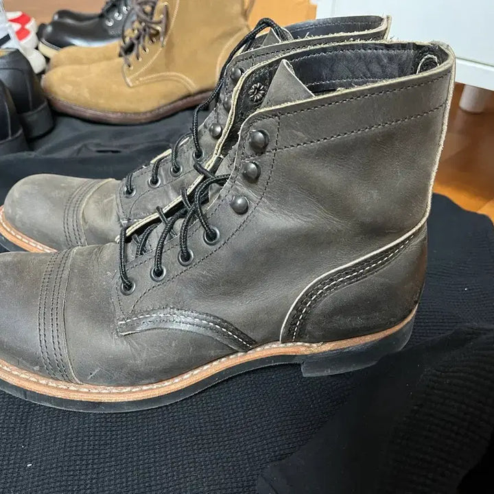 [BUNJANG] Red Wing Iron Ranger Charcoal Rough and Tough Boots / 레드윙 아이언레인저 차콜 러프앤터프 250 7D