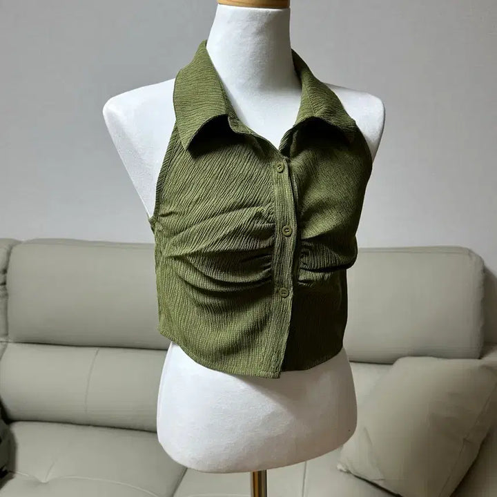 [BUNJANG] Green Halter Neck Shirt Tank Top / [1회 착용]연두색 홀터넥 셔츠나시