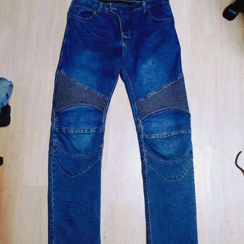 [BUNJANG] Komin Biker Jeans Size 32 / 코미네 바이커진 32 중청 완벽한 색감 한정판매 리이딩진 배달