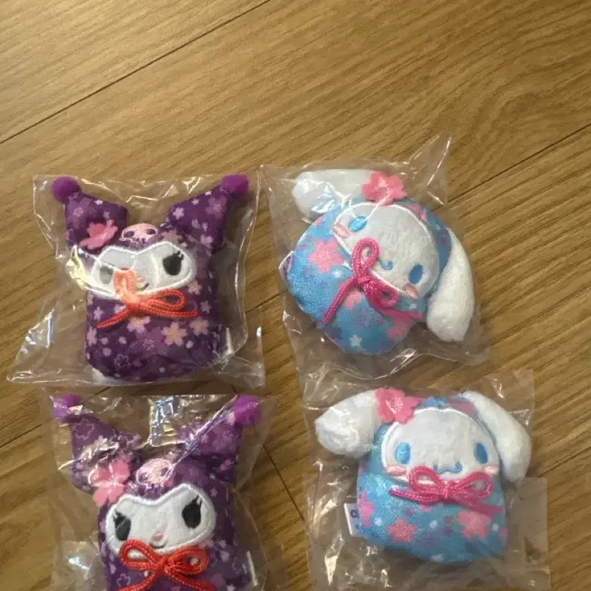 [BUNJANG] Sanrio Cinnamoroll Kuromi Kimono Plush Doll / 산리오 시나모롤 쿠로미 기모노 인형