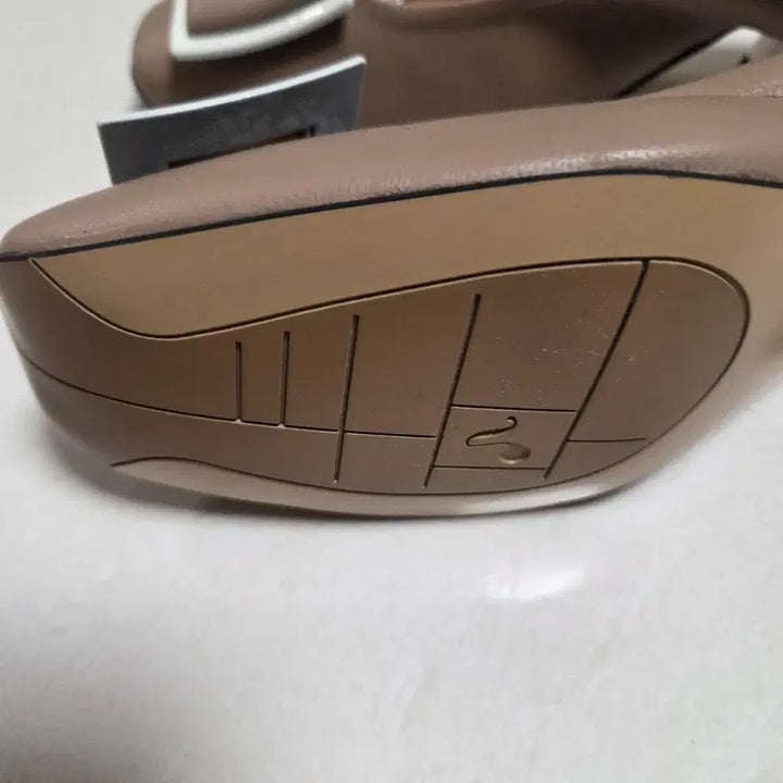 [BUNJANG] Namu Hana Beige Slingback 230mm / 나무하나 베이지 슬링백 230mm
