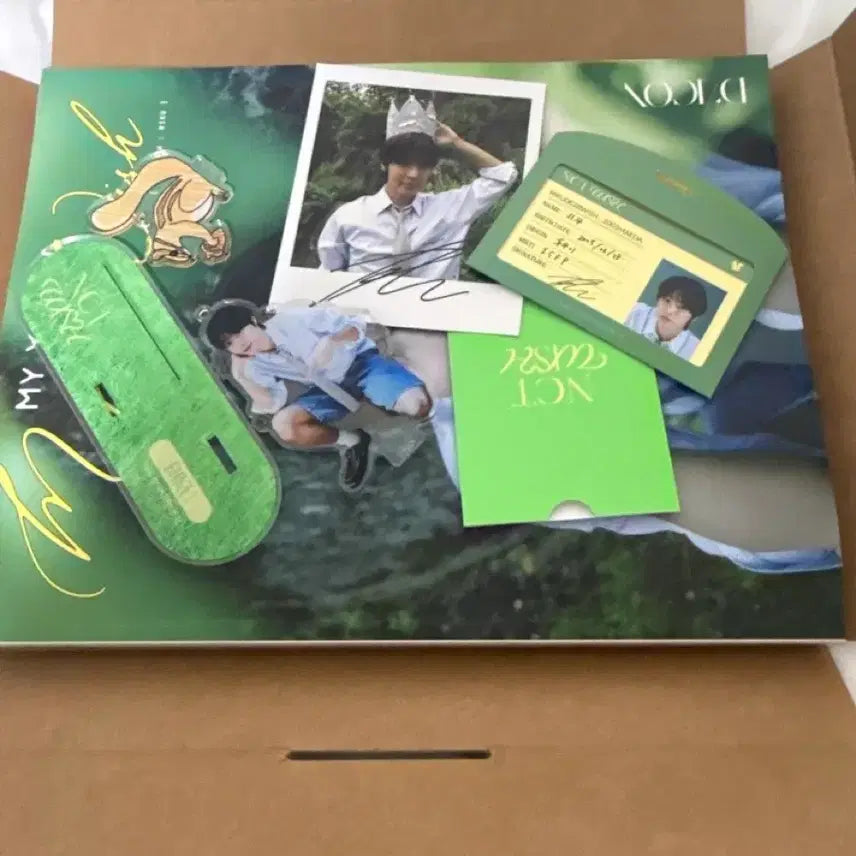 [BUNJANG] Riku Dicon A Type Photobook / 리쿠 디아이콘 a tyep