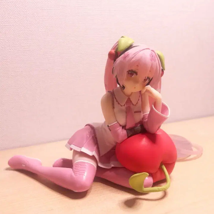[BUNJANG] Hatsune Miku Sakura Desktop Figure / 사쿠라미쿠 데스크탑 피규어