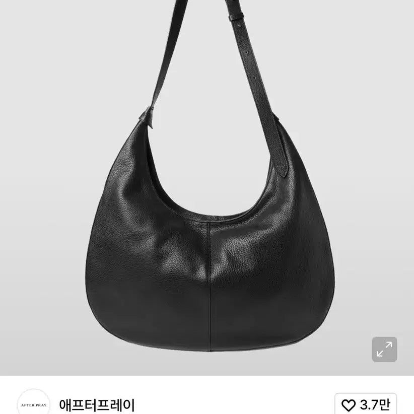 [SOLD OUT] 애프터프레이 크레센트 레더백 블랙