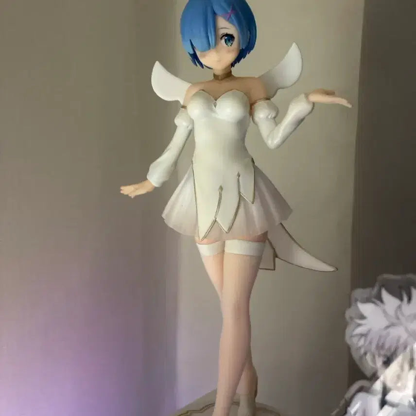 [BUNJANG] Re:Zero Rem Angel Figure / 리제로) 개봉 렘 천사 피규어 팔아요