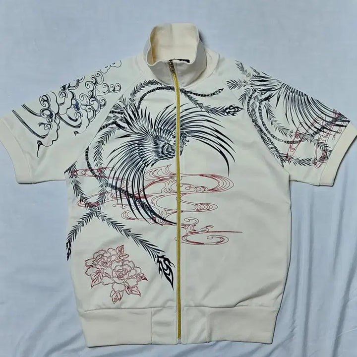 [BUNJANG] Macalester Short-Sleeve Zip-Up Track Jacket - Sukajan Style / [L/100] Macalester 프린트 반팔 집업 - 스카잔 감성