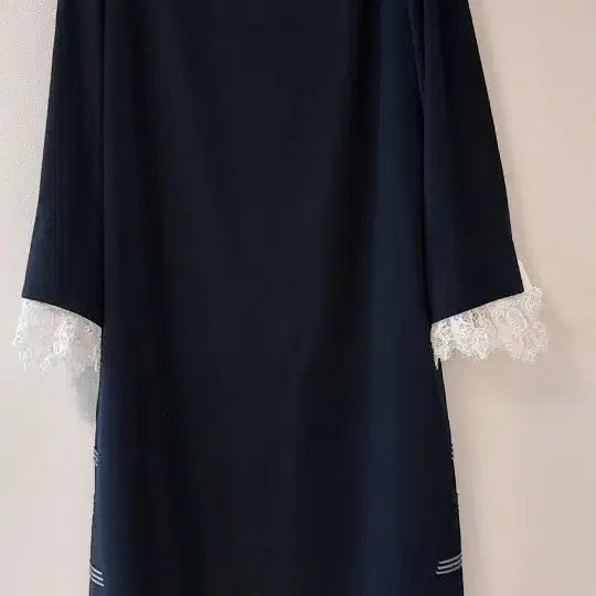 [BUNJANG] Son Jung Wan Lace Navy Midi Dress / 손정완 레이스 네이비 원피스