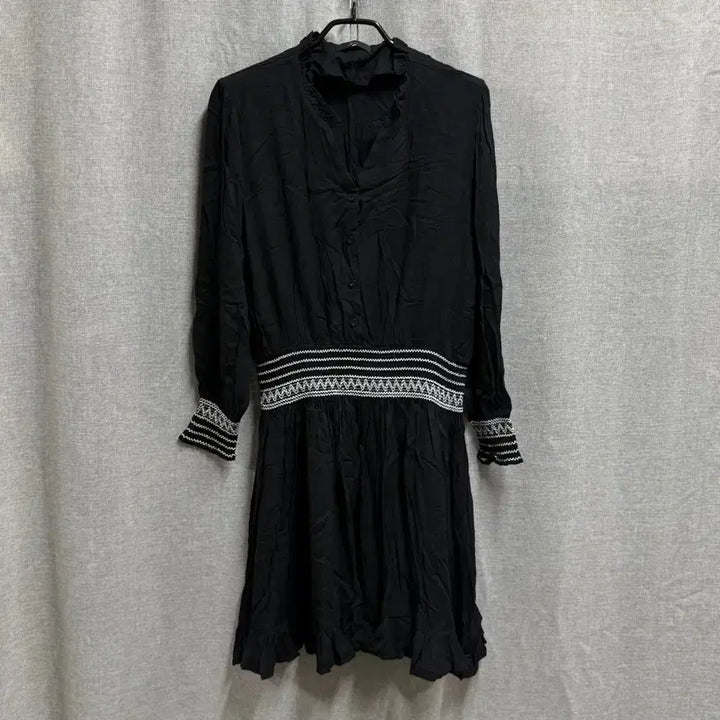 [SOLD OUT] [66] 지고트 여성 브이넥 7부 스판 원피스