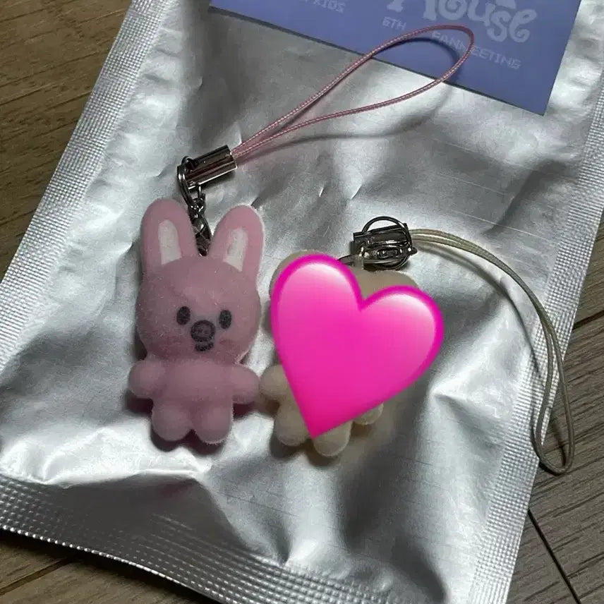 [BUNJANG] Stray Kids Mini Pig Charm / 스키주 미니참 돼끼 양도