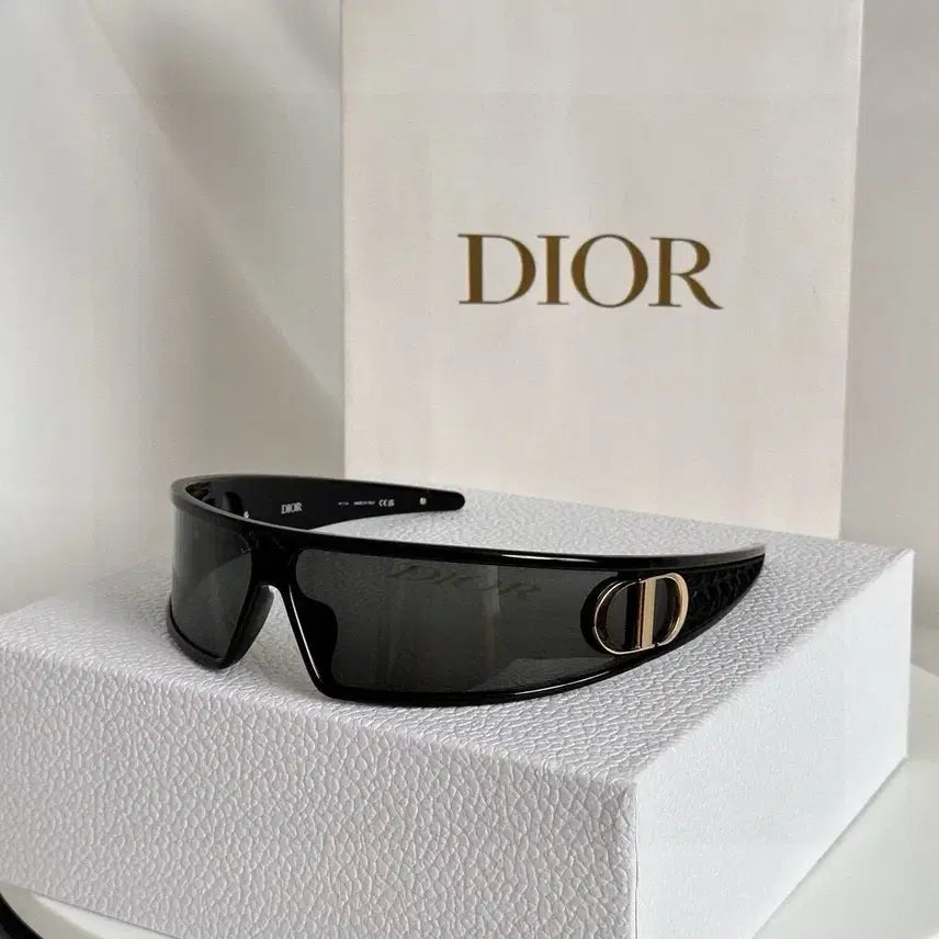 [BUNJANG] Dior Black Sunglasses Full Set / 디올 블랙 선글라스 풀박스