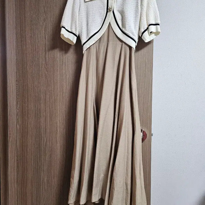 [BUNJANG] Sisley Layered Cardigan Dress / ㅣ시슬리 가디건 레이어드 원피스ㅣ