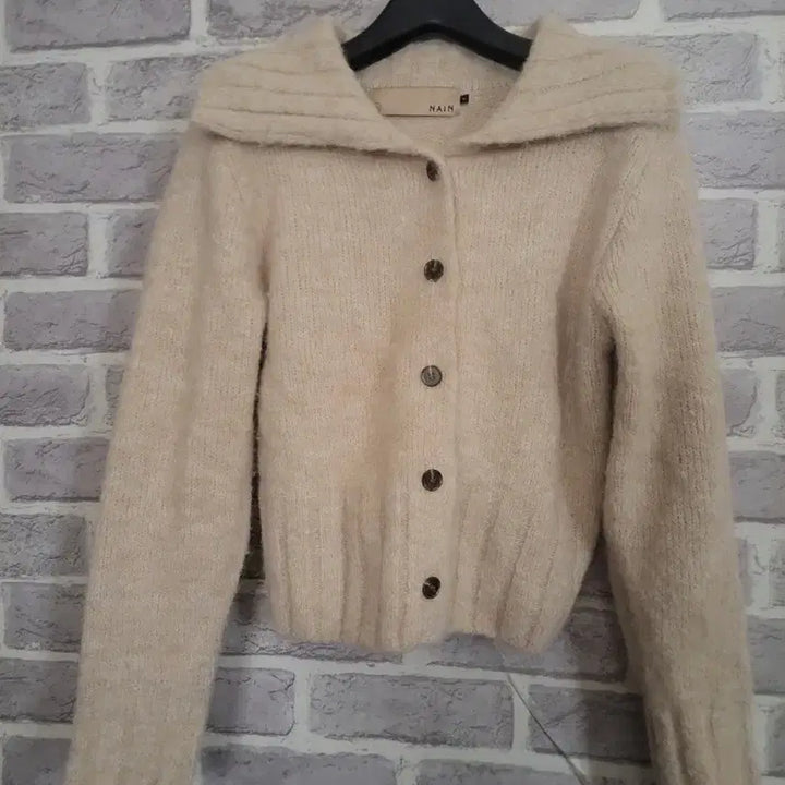 [BUNJANG] NAIN Beige Collar Thick Cardigan / NAIN 베이지 카라 도톰가디건/알뜰한여우