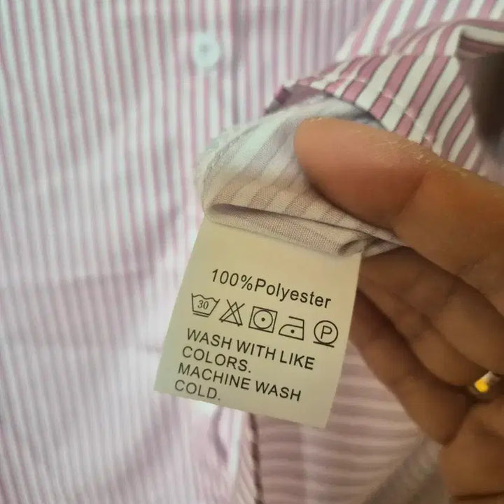 [BUNJANG] Pink Stripe Ribbon Embroidered Shirt / 핑크 스트라이프 리본 자수 셔츠