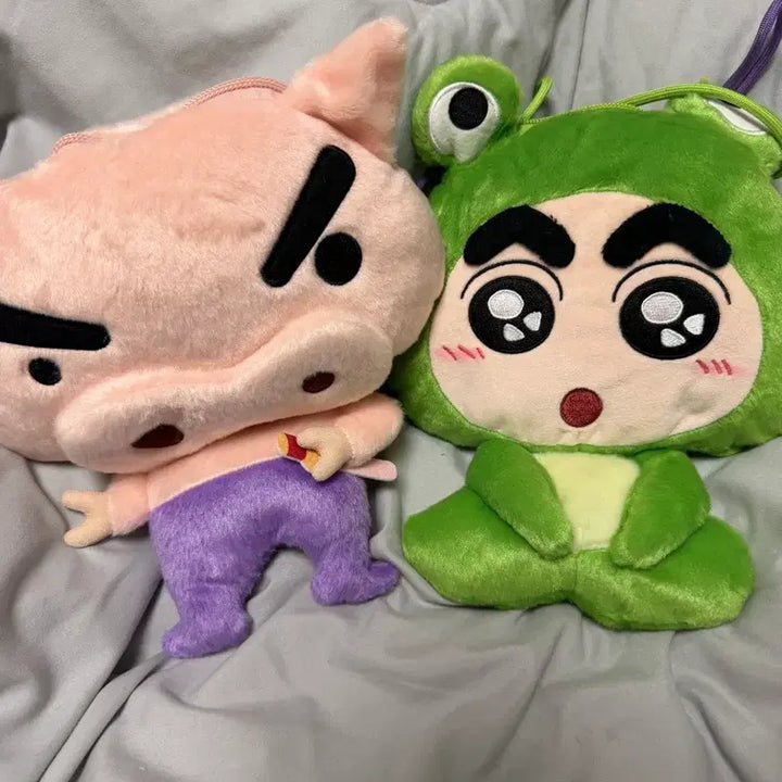 [BUNJANG] Crayon Shin-chan Frog Crossbody Bag / 짱구크로스백