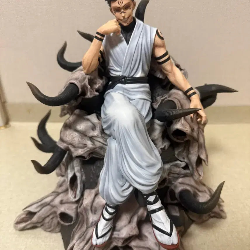 [BUNJANG] Belief Jujutsu Kaisen Sukuna Resin Statue / Belief 빌리프 스쿠나 좌상 주술회전 레진 피규어