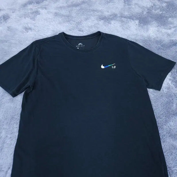 [BUNJANG] Nike Short Sleeve T-Shirt (M) / M 나이키 반팔 티 | A