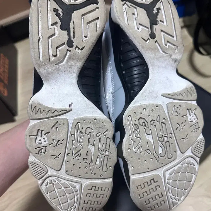 [BUNJANG] Jordan 9 Sneakers / 조던9 ㅎ