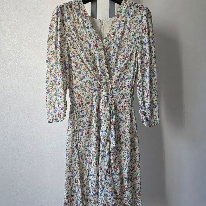 [BUNJANG] Sisley Floral Pattern Chiffon Dress / 가격내림!) 시슬리 플라워 패턴 쉬폰 원피스-55(새상급)
