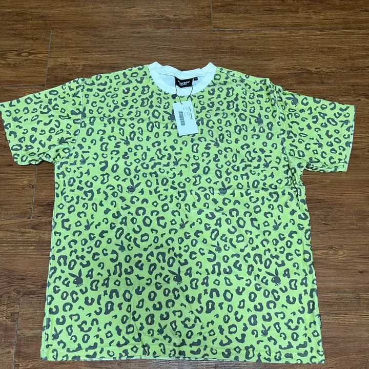 [BUNJANG] Wecanthus Playboy Leopard Short Sleeve T-Shirt / 새상품)위캔더스 플레이보이 레오파드 반팔