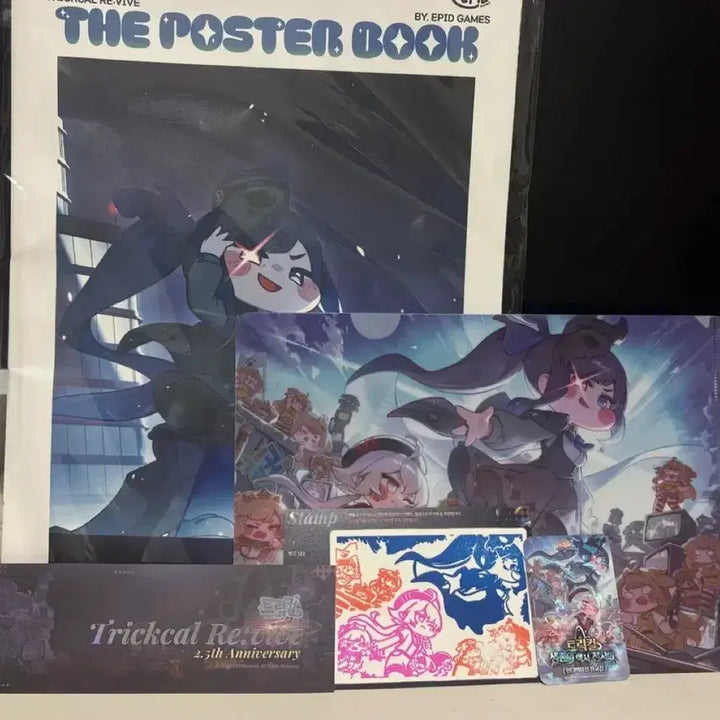 [BUNJANG] Tricycle 2.5th Anniversary The Hyundai Welcome Kit + 1st Anniversary Theme Theater Poster Book / 트릭컬 2.5주년 더현대 생존의 역사 웰컴 키트+1주년 테마극장 포스터북