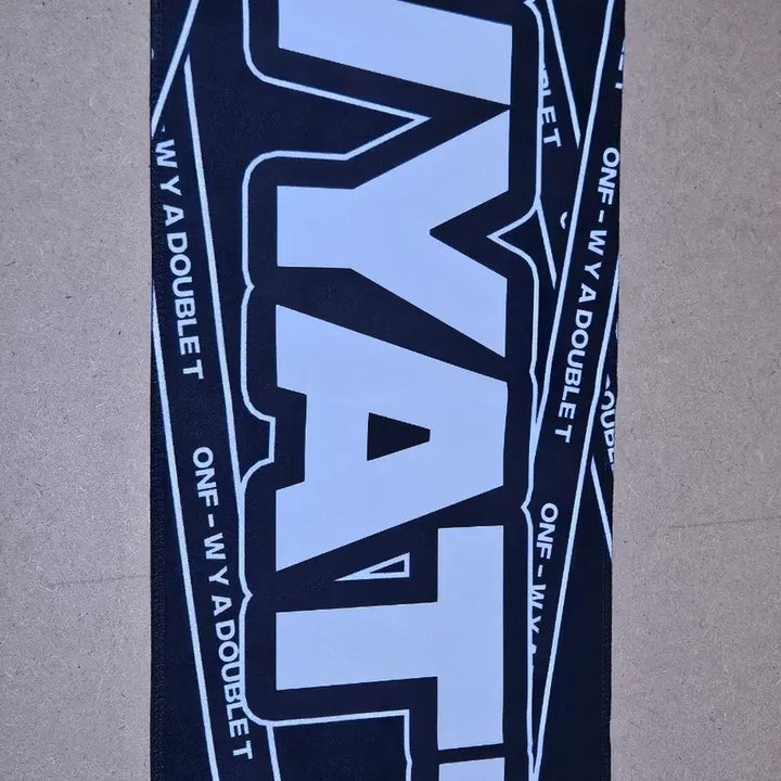 [SOLD OUT] 온앤오프 와이엇 슬로건