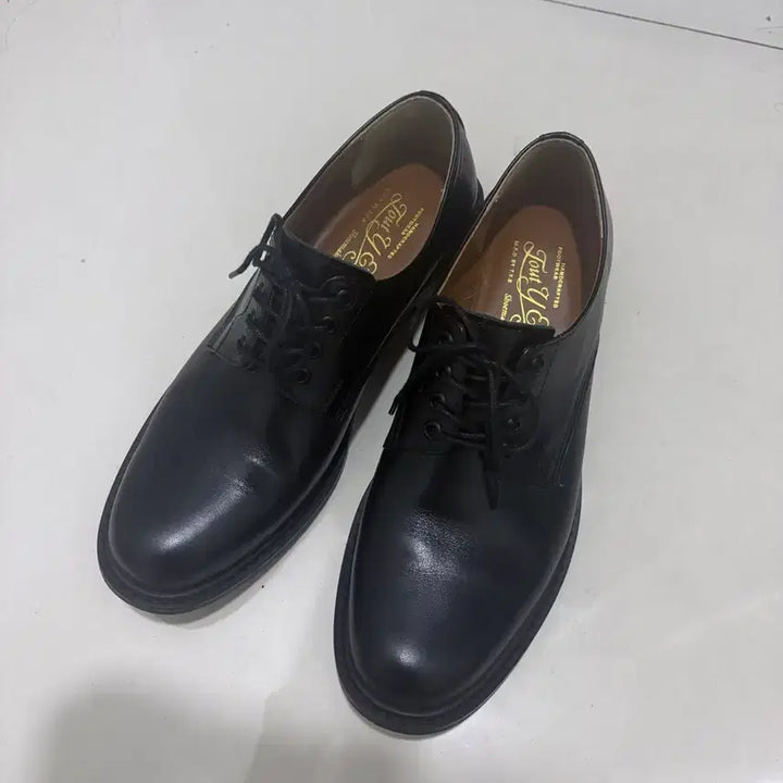 [SOLD OUT] 투티에 신발 사이즈 245-250