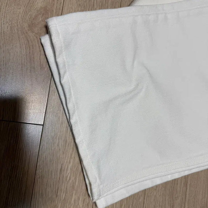 [SOLD OUT] 노운 벨티드 데님 (white)