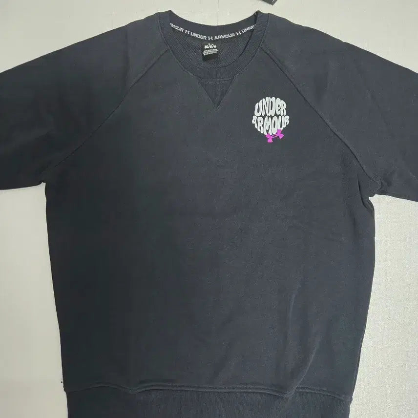 [SOLD OUT] 언더아머 블랙 맨투맨 티셔츠 L 새상품