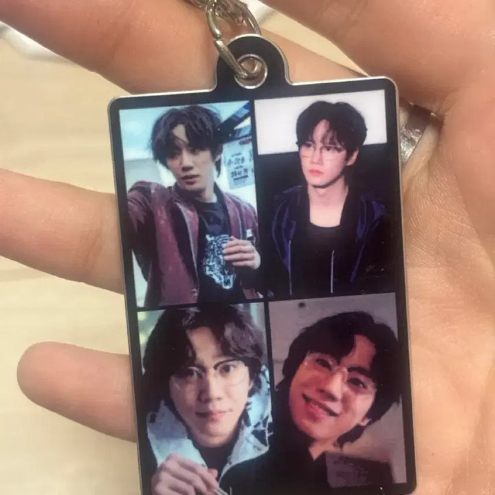 [BUNJANG] Weak Hero Webtoon Geumseongje Double-Sided Acrylic Keyring / 약한영웅 웹툰 드라마 금성제 양면 아크릴 키링