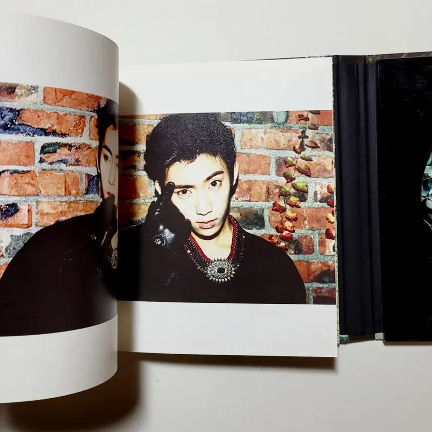 [BUNJANG] B1A4 In The Wind Album with Signed Cover + 2 Photocards / [친필싸인반]B1A4 3집 미니앨범 &amp; 포토카드 2매