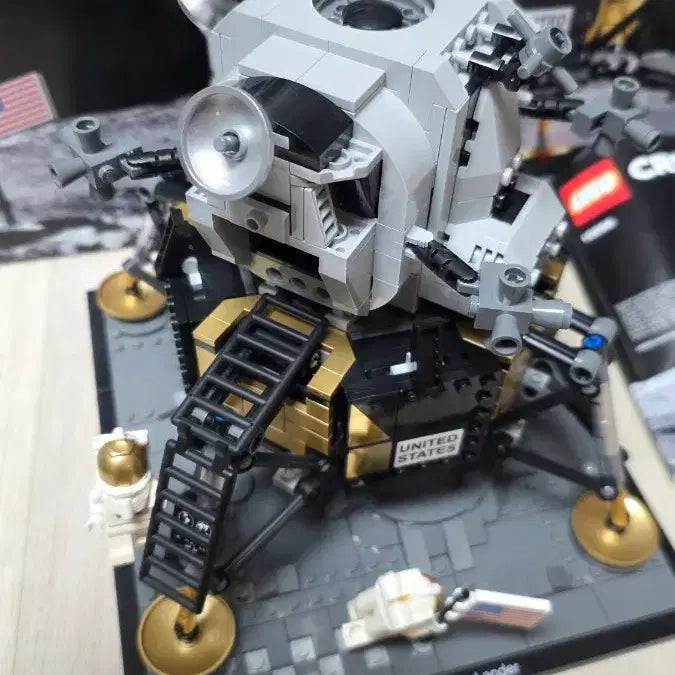 [BUNJANG] LEGO 10266 Apollo 11 Lunar Lander / 레고 10266 아폴로 11호 달 착륙선