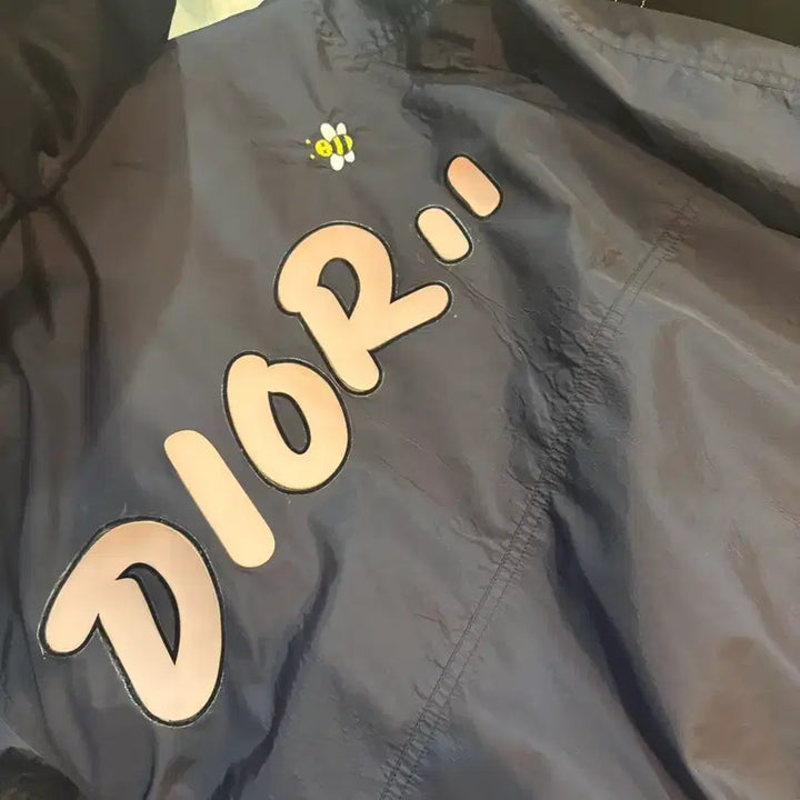 [BUNJANG] Dior x KAWS Windbreaker Jacket (Size 44) / 사용감다분 사진참고 디올 카우스 바람막이 44사이즈