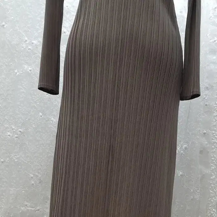 [BUNJANG] Pleats Me Long Dress / 플리츠미 롱원피스  free
