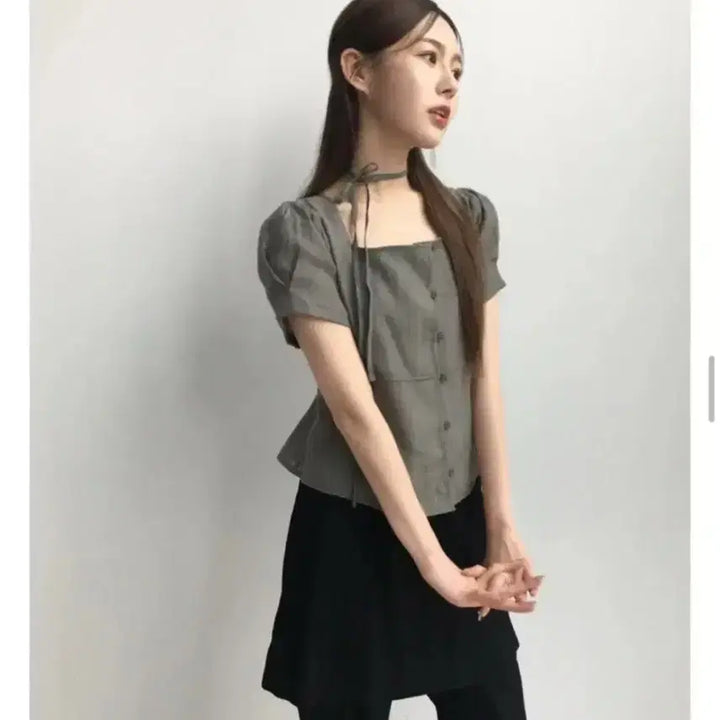 [BUNJANG] Noviyaka Scarf Blouse Khaki / [새상품]노비야카 스카프 블라우스 카키