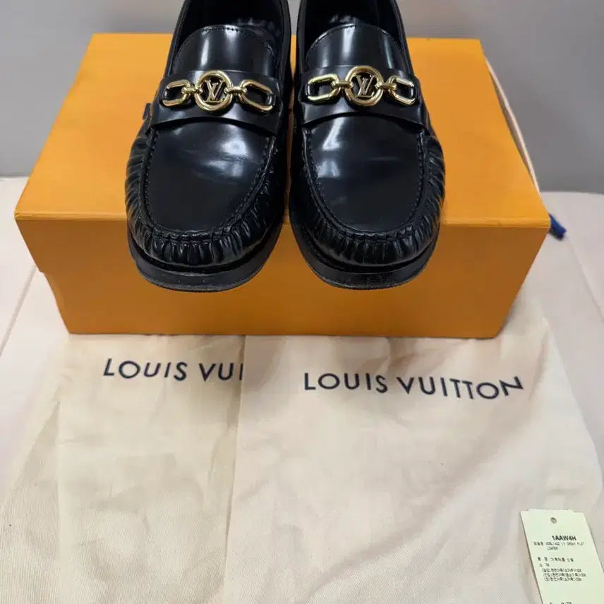 [BUNJANG] Louis Vuitton Orsay Flat Loafers / 35.5/225) 루이비통 오르세 플랫 로퍼
