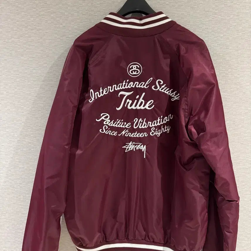 [SOLD OUT] 스투시 바시티 판매합니다